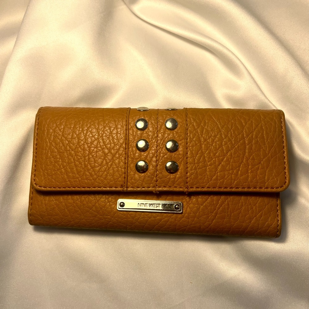 Nine West Wallet- Camel